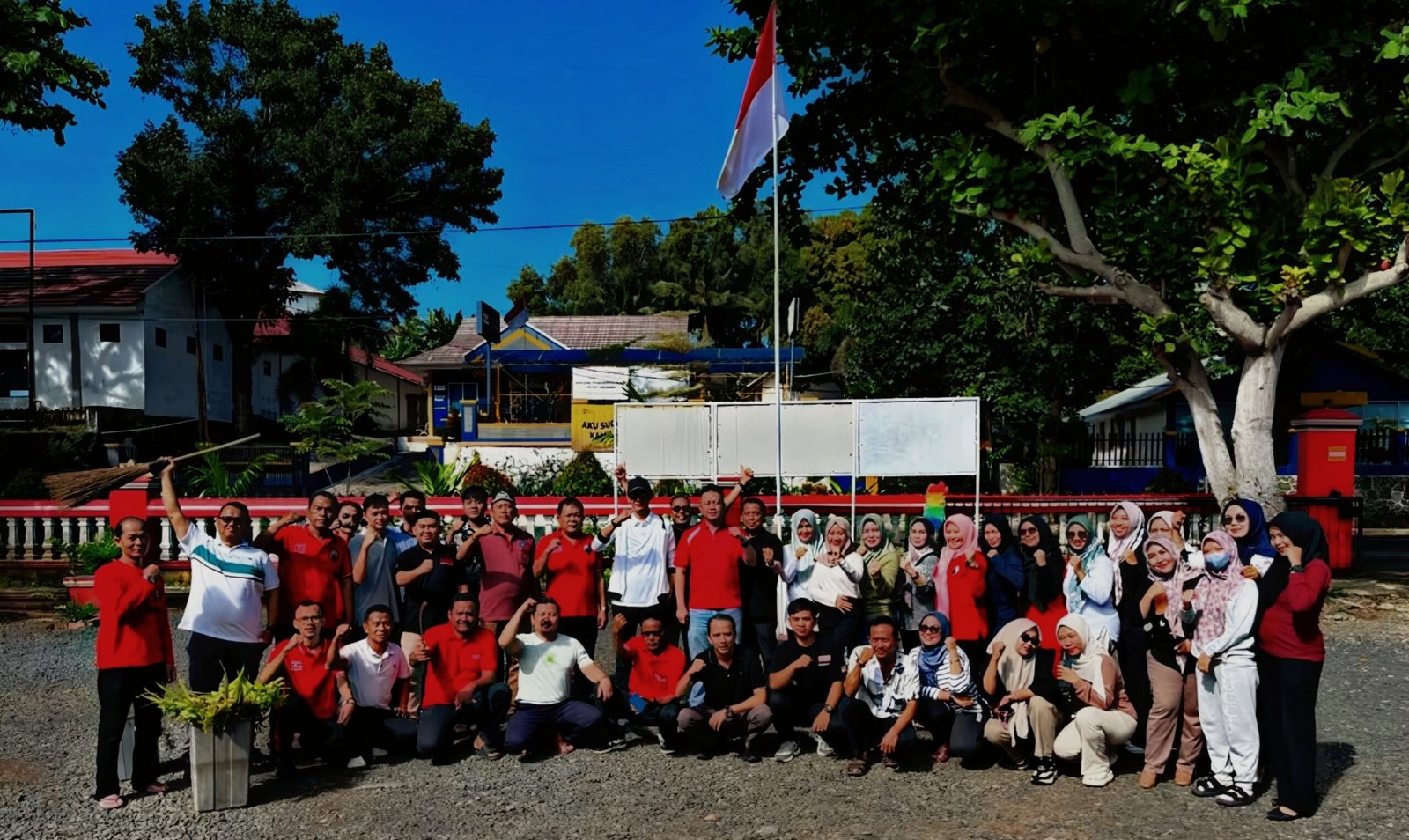 Memperingatan Hari Peduli Sampah Nasional 2025 di Lingkungan BPPRD Lampung Selatan