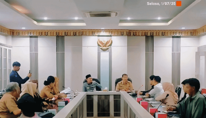 Pemkab Lampung Barat Ambil Langkah Tegas Atasi Kelangkaan LPG 3 Kg, Peran Diskoperindag Jadi Ujung Tombak Pengawasan